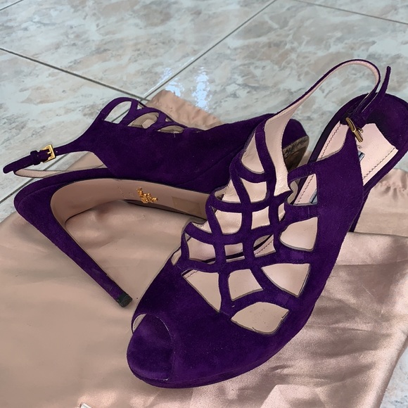 Prada Heels - Picture 1 of 5